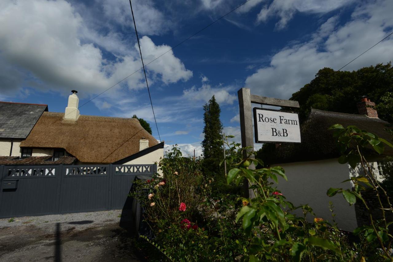 Rose Farm Bed & Breakfast โฮนิทัน ภายนอก รูปภาพ