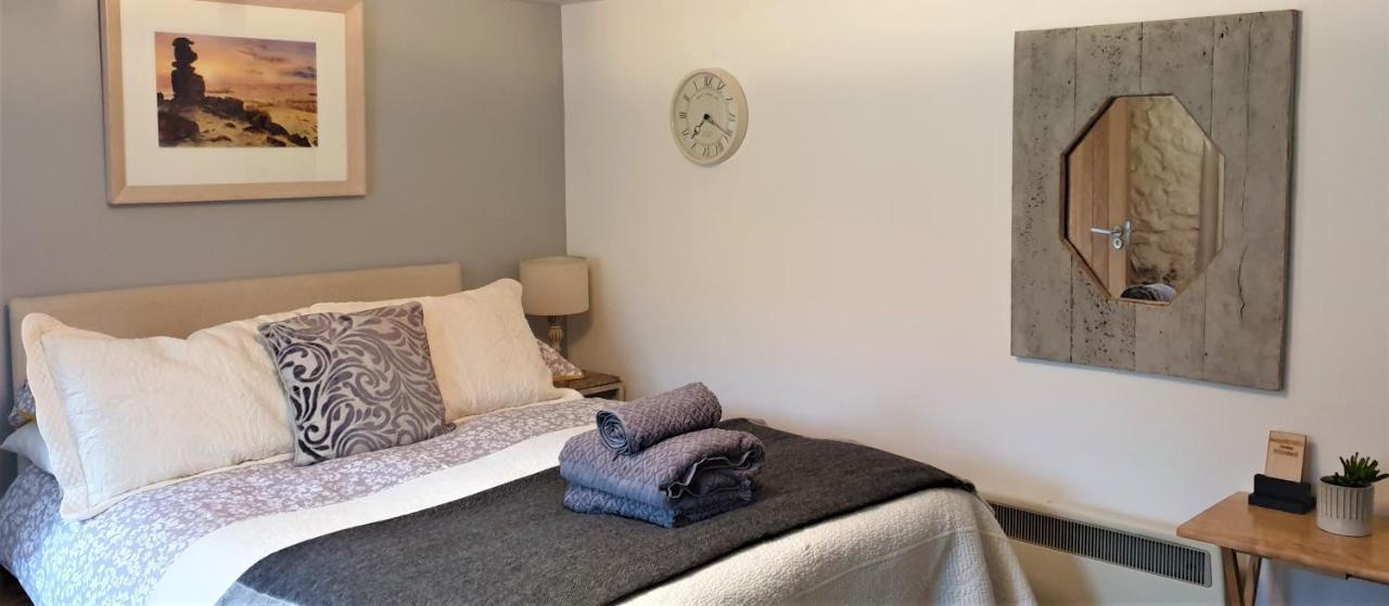 Rose Farm Bed & Breakfast โฮนิทัน ภายนอก รูปภาพ